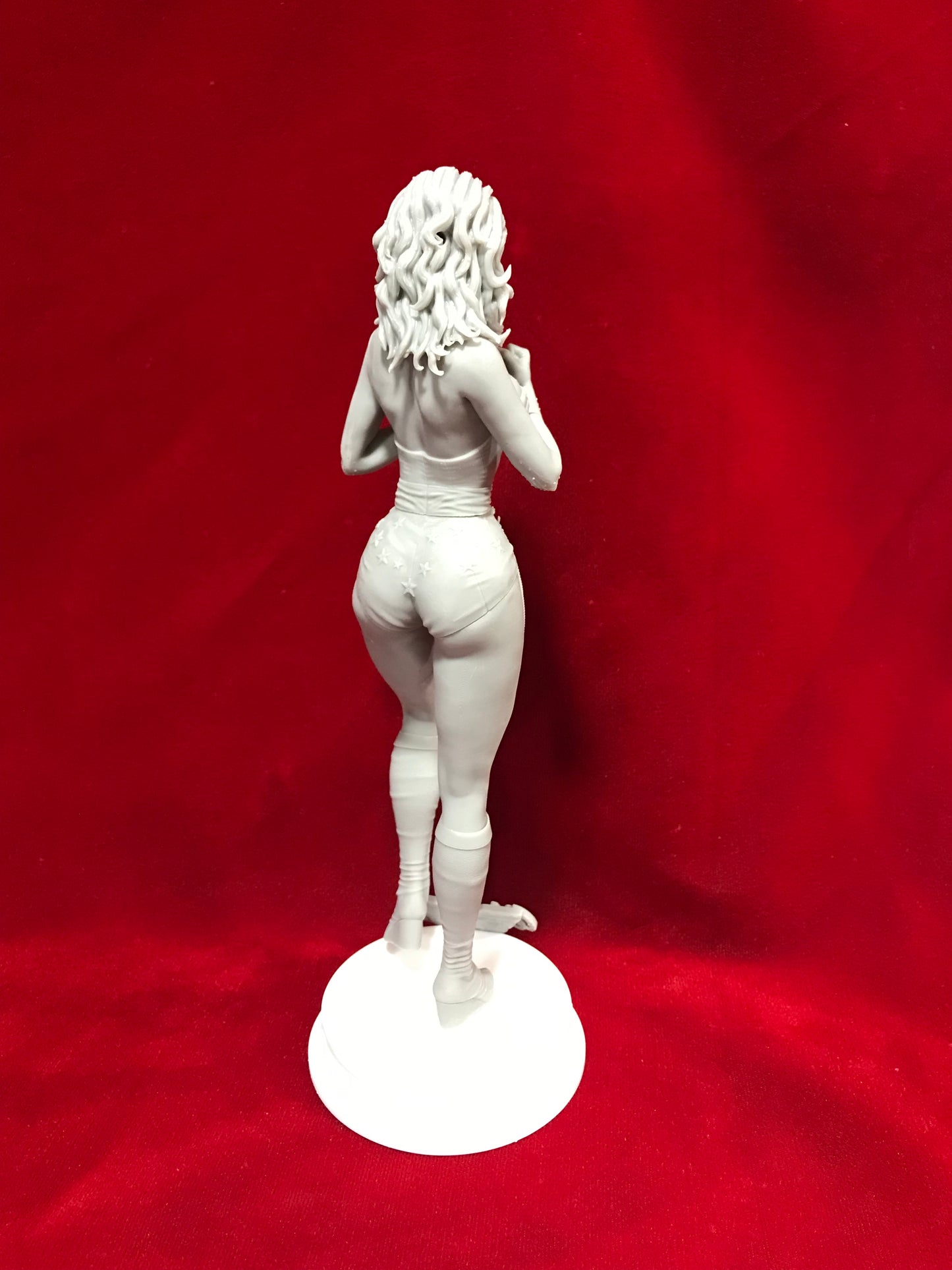 Wonder Woman (Fists) - Lynda Carter - Resin Printed Model Kit