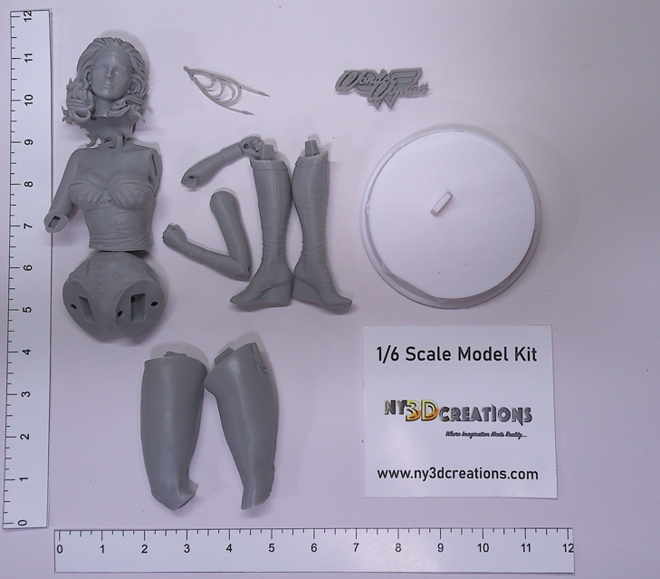 Wonder Woman (Fists) - Lynda Carter - Resin Printed Model Kit