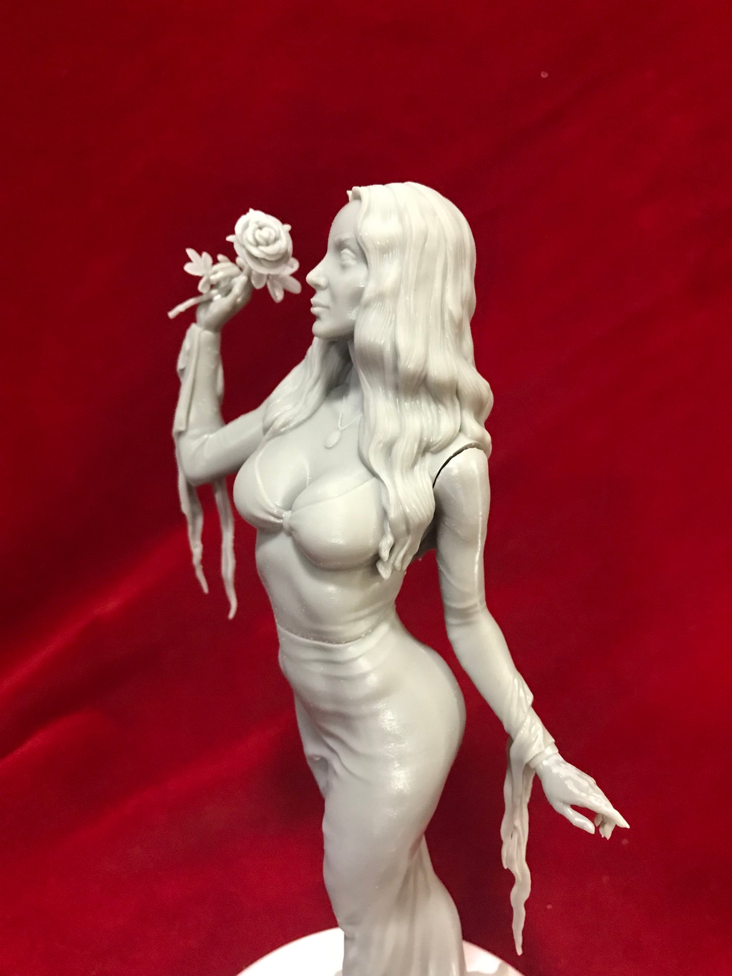 Morticia Adams - Carolyn Jones - Resin Printed Model Kit